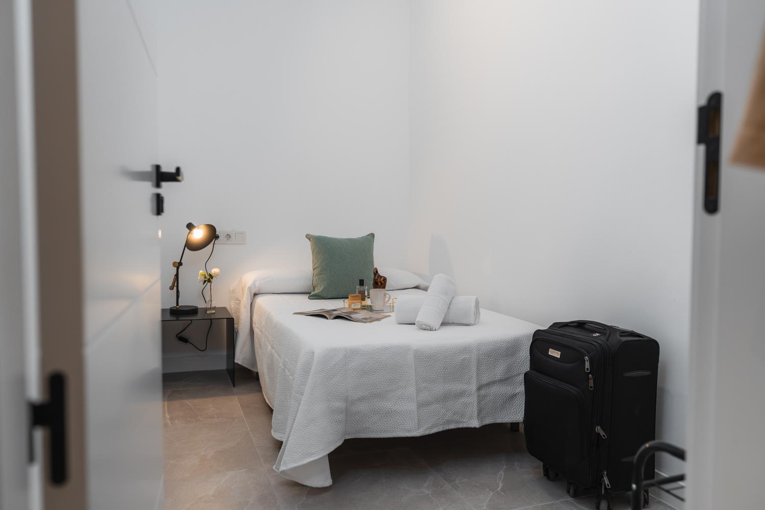 Tuguest Buensuceso Apartment Granada Esterno foto